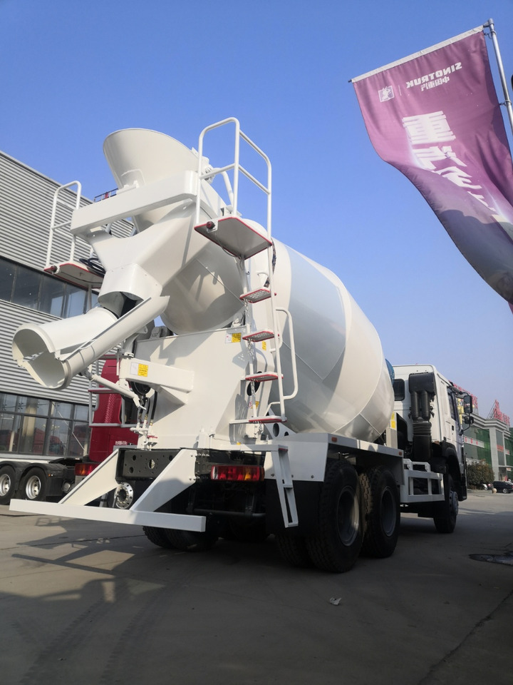 HOWO 10Cube Cement Mixer Truck 6*4 Click Here for Discount - 混凝土搅拌车:图5 HOWO 10Cube Cement Mixer Truck 6*4 Click Here for Discount - 混凝土搅拌车:图5