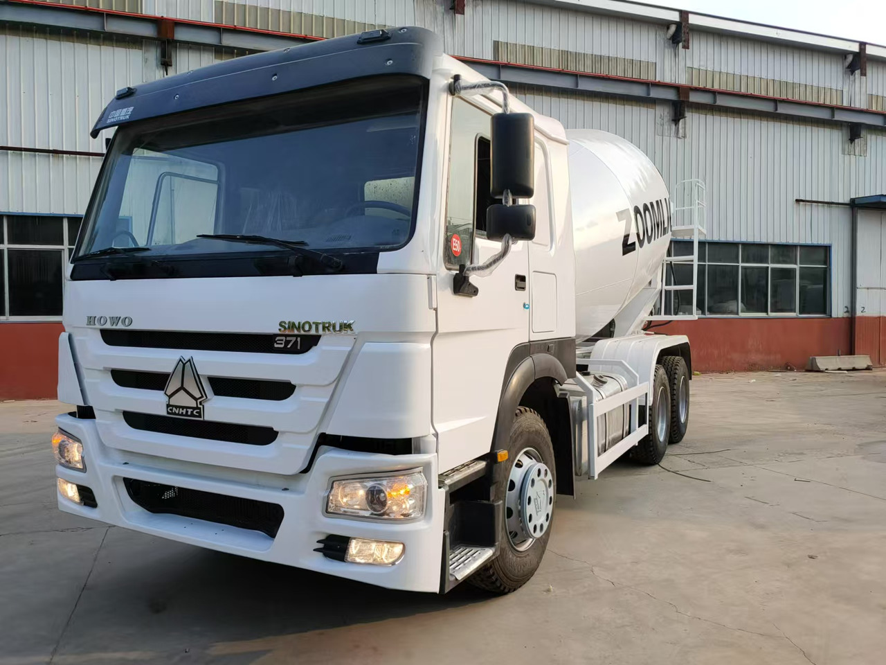 HOWO 371HP Concrete Mixer Truck Click for Discount - 混凝土搅拌车:图1 HOWO 371HP Concrete Mixer Truck Click for Discount - 混凝土搅拌车:图1