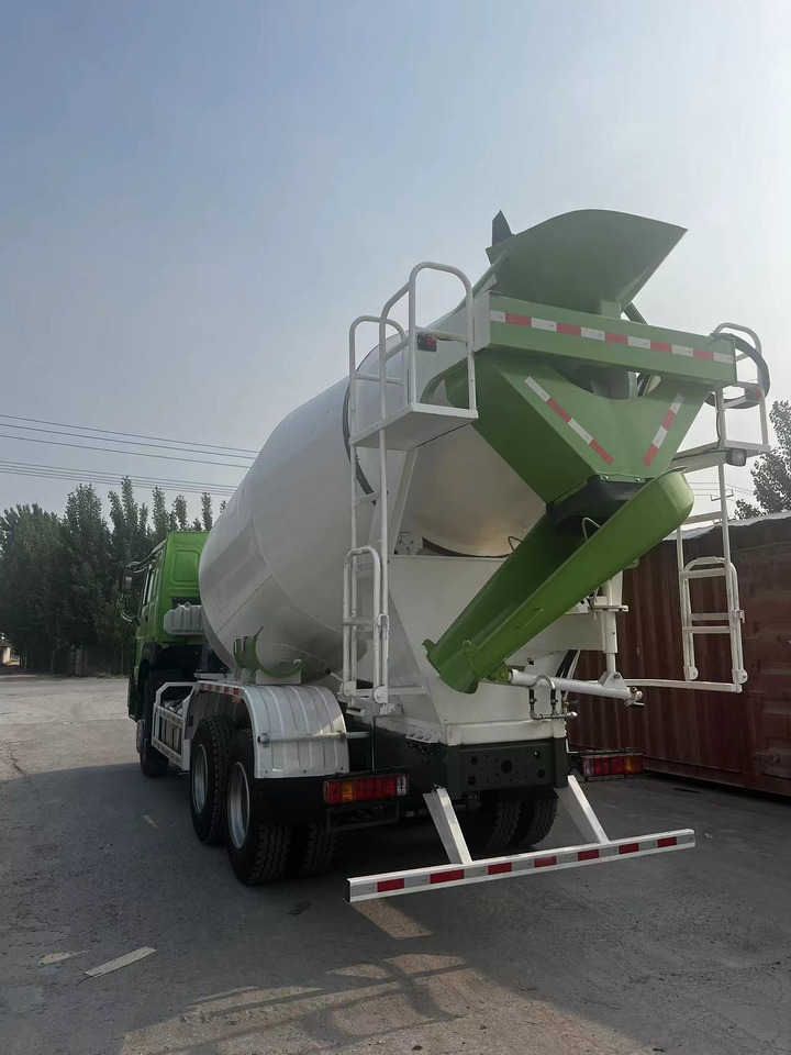 HOWO Cement Mixer Truck 6*4 - 混凝土搅拌车:图5 HOWO Cement Mixer Truck 6*4 - 混凝土搅拌车:图5