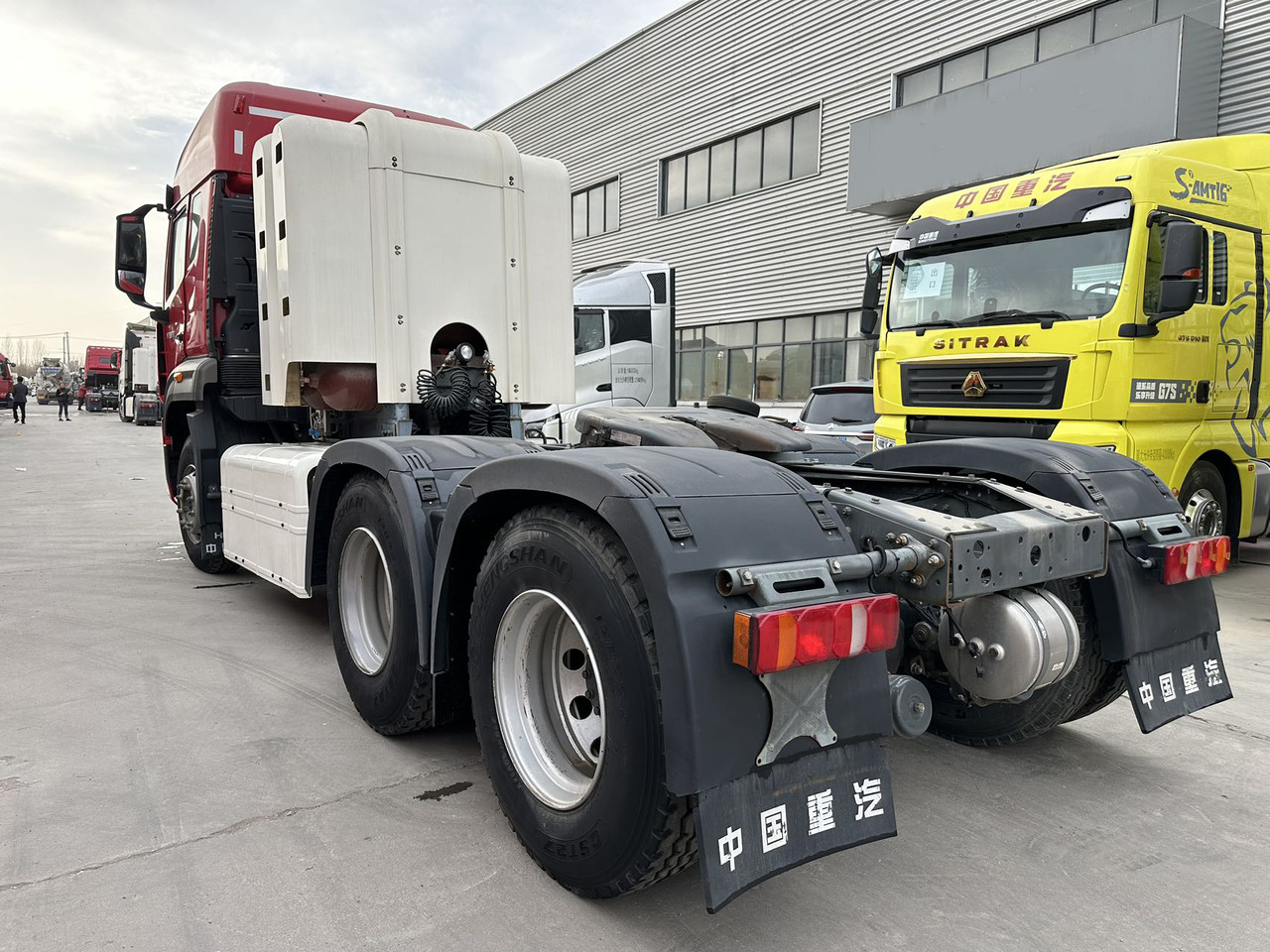 HOWO Haohan N7W 6✖4 - 牵引车:图3 HOWO Haohan N7W 6✖4 - 牵引车:图3