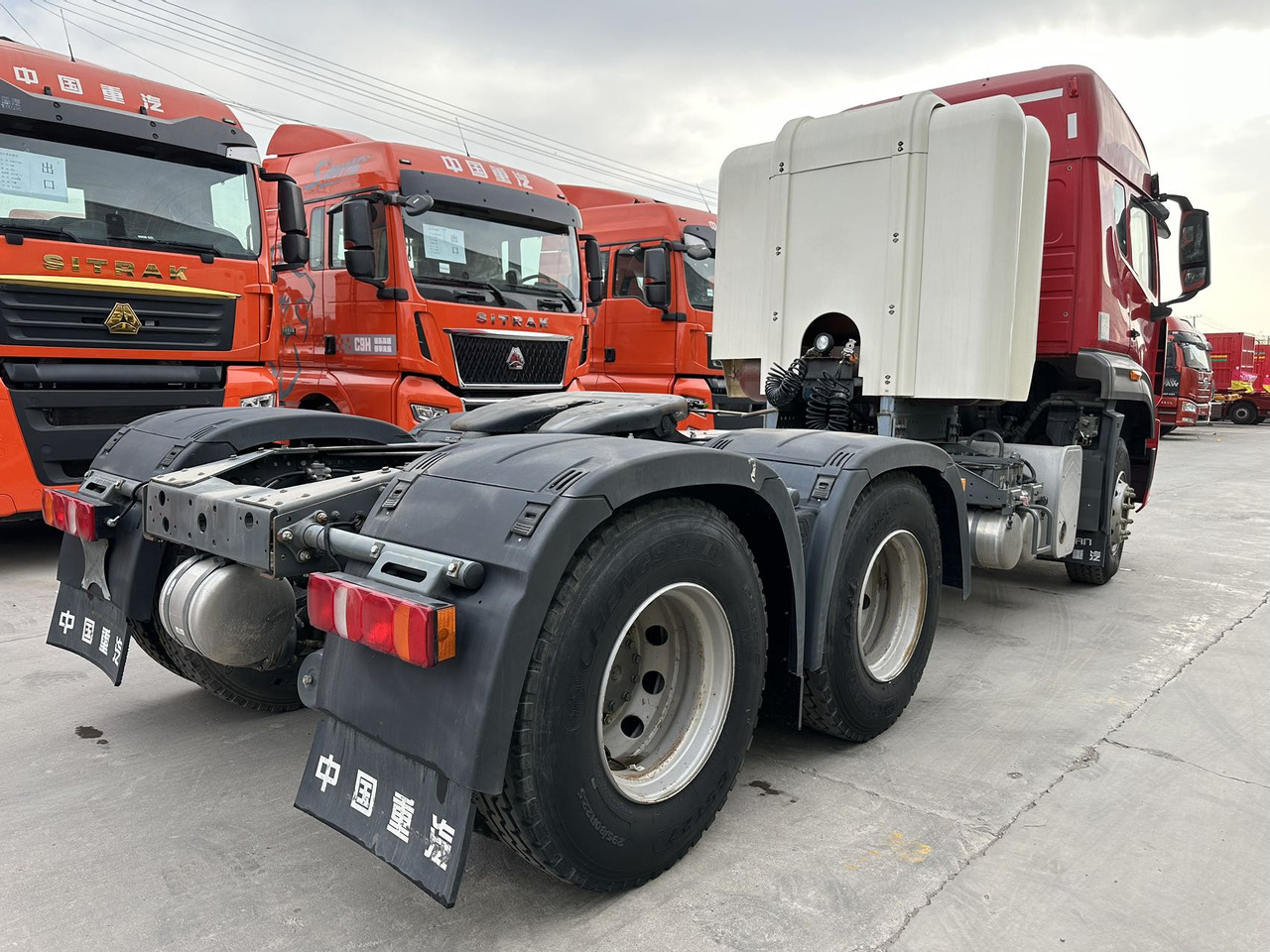 HOWO Haohan N7W 6✖4 - 牵引车:图4 HOWO Haohan N7W 6✖4 - 牵引车:图4