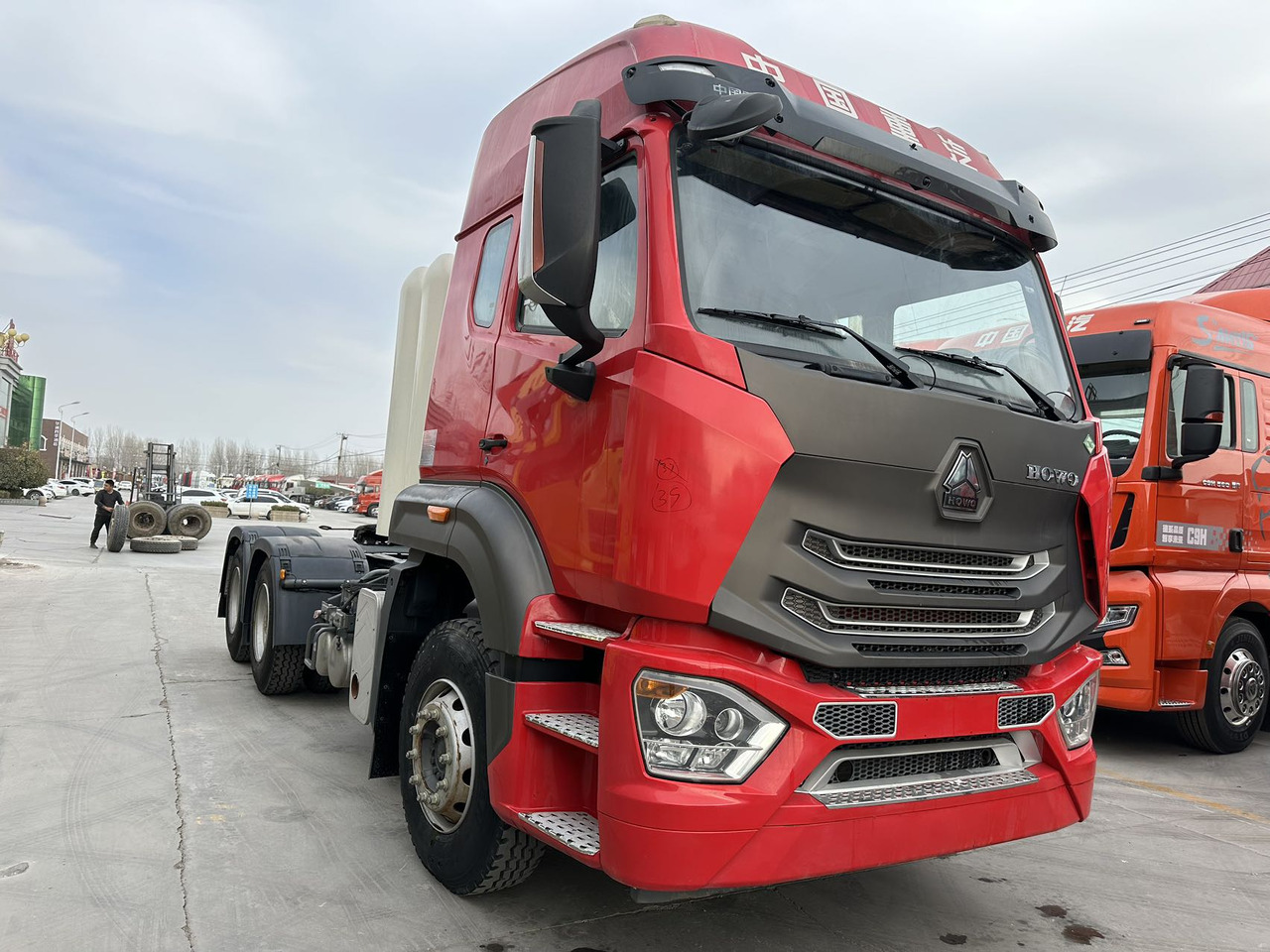 HOWO Haohan N7W 6✖4 - 牵引车:图2 HOWO Haohan N7W 6✖4 - 牵引车:图2