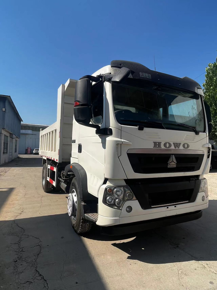 HOWO T5G 220 4✖2 Dump Truck - 翻斗车:图3 HOWO T5G 220 4✖2 Dump Truck - 翻斗车:图3