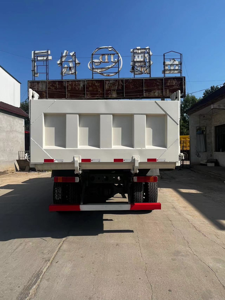 HOWO T5G 220 4✖2 Dump Truck - 翻斗车:图5 HOWO T5G 220 4✖2 Dump Truck - 翻斗车:图5