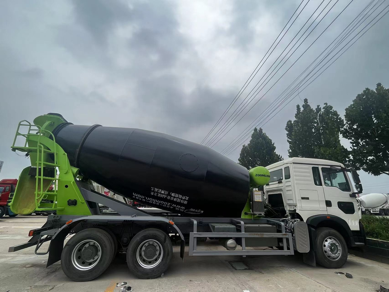 HOWO TX350 Cement Mixer Truck - 混凝土搅拌车:图1 HOWO TX350 Cement Mixer Truck - 混凝土搅拌车:图1