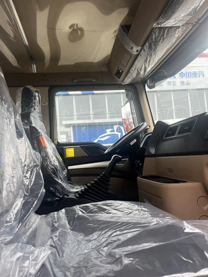 HOWO TX350 Cement Mixer Truck - 混凝土搅拌车:图4 HOWO TX350 Cement Mixer Truck - 混凝土搅拌车:图4