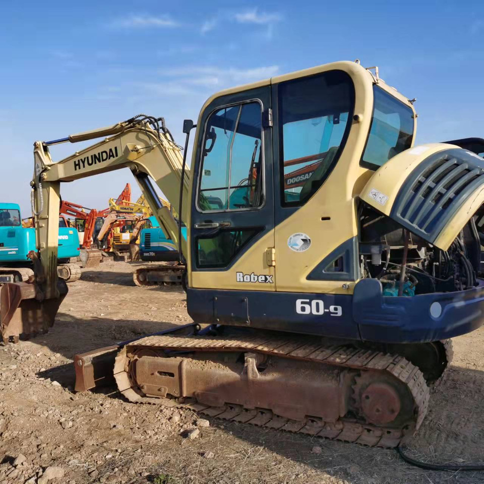 HYUNDAI R60-9 - 履带式挖掘机:图1 HYUNDAI R60-9 - 履带式挖掘机:图1