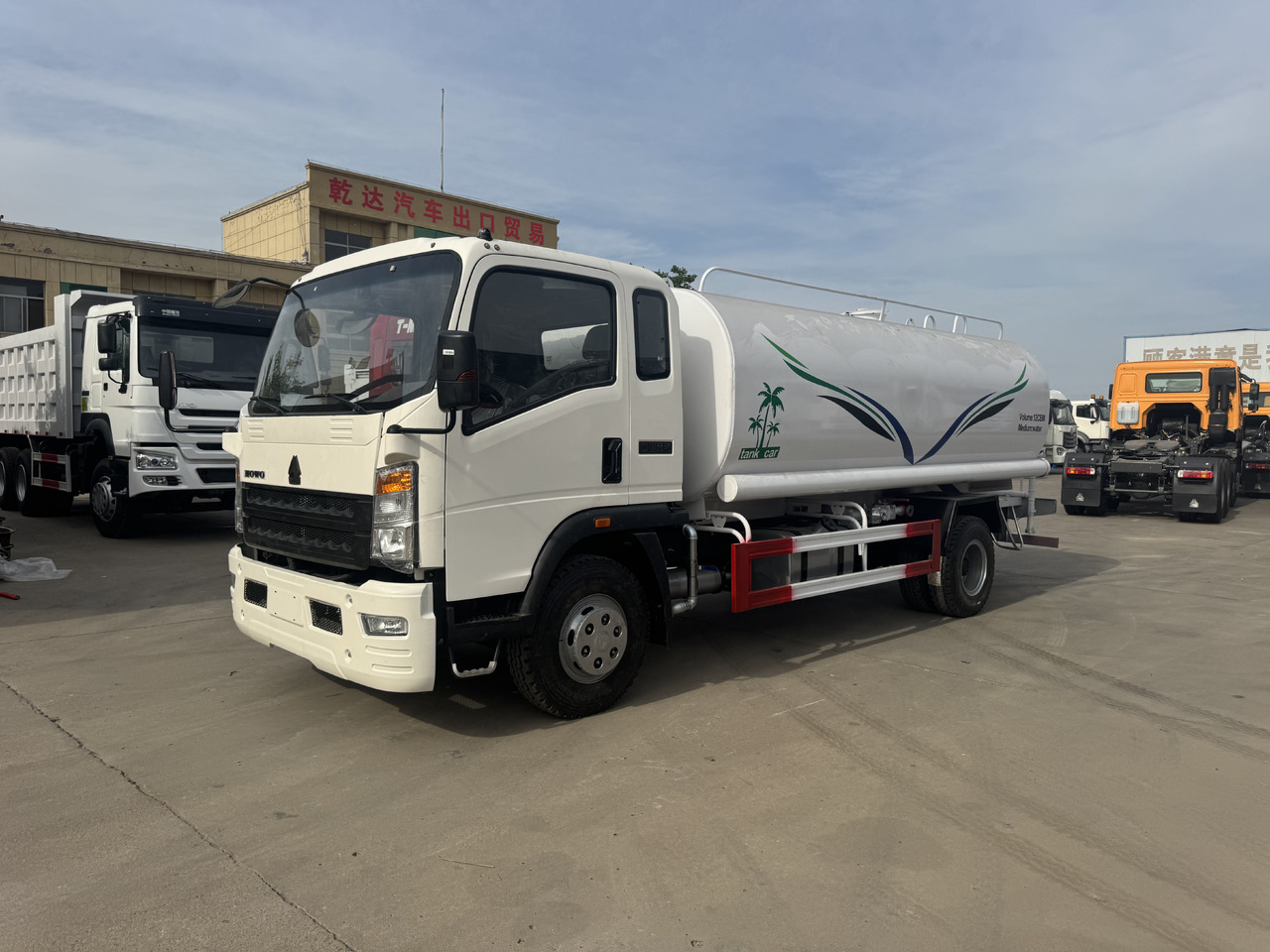 Howo Water Tanker Click for Discount - 水泵:图1 Howo Water Tanker Click for Discount - 水泵:图1