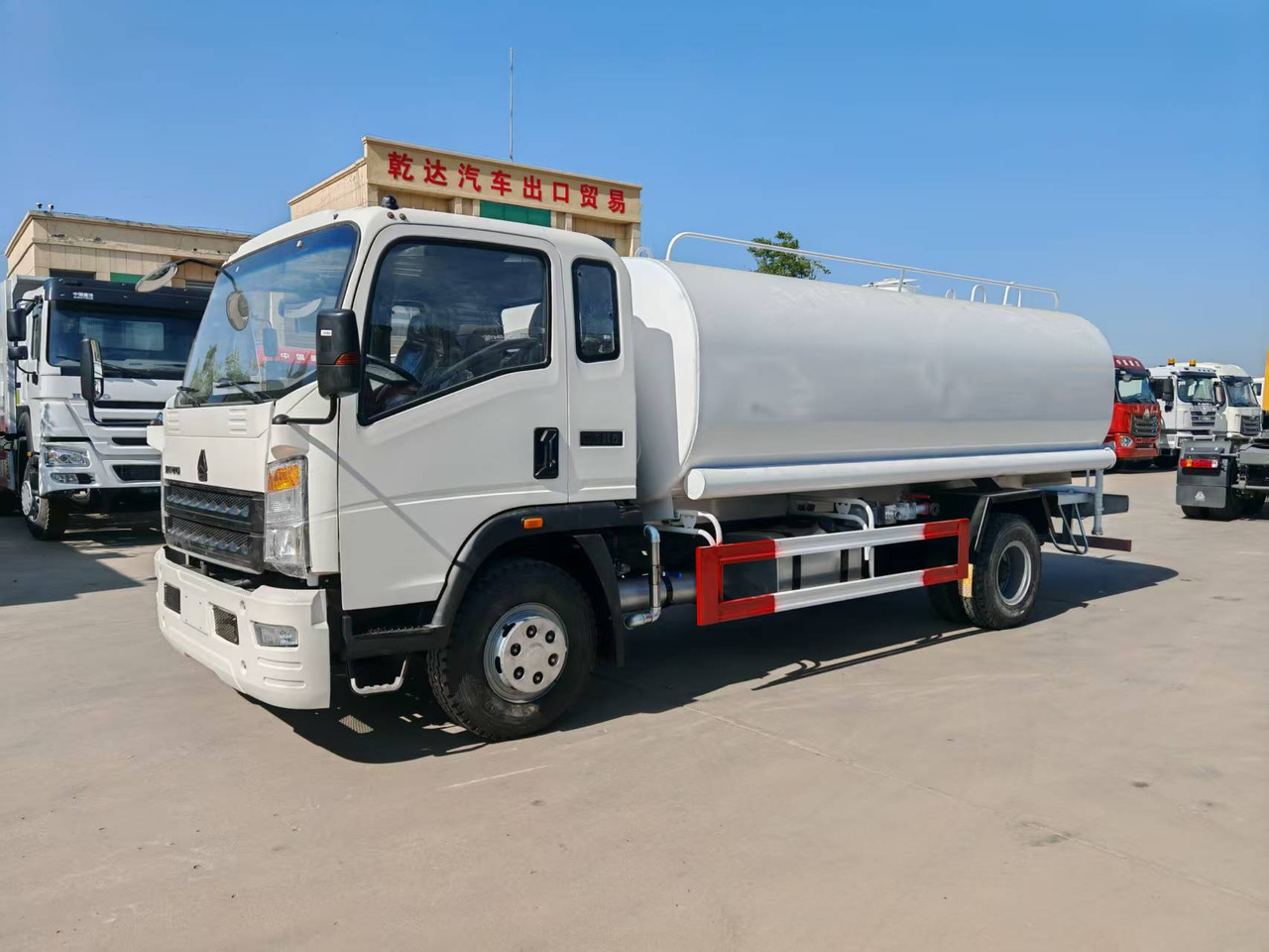 Howo Water Tanker Click for Discount - 水泵:图5 Howo Water Tanker Click for Discount - 水泵:图5