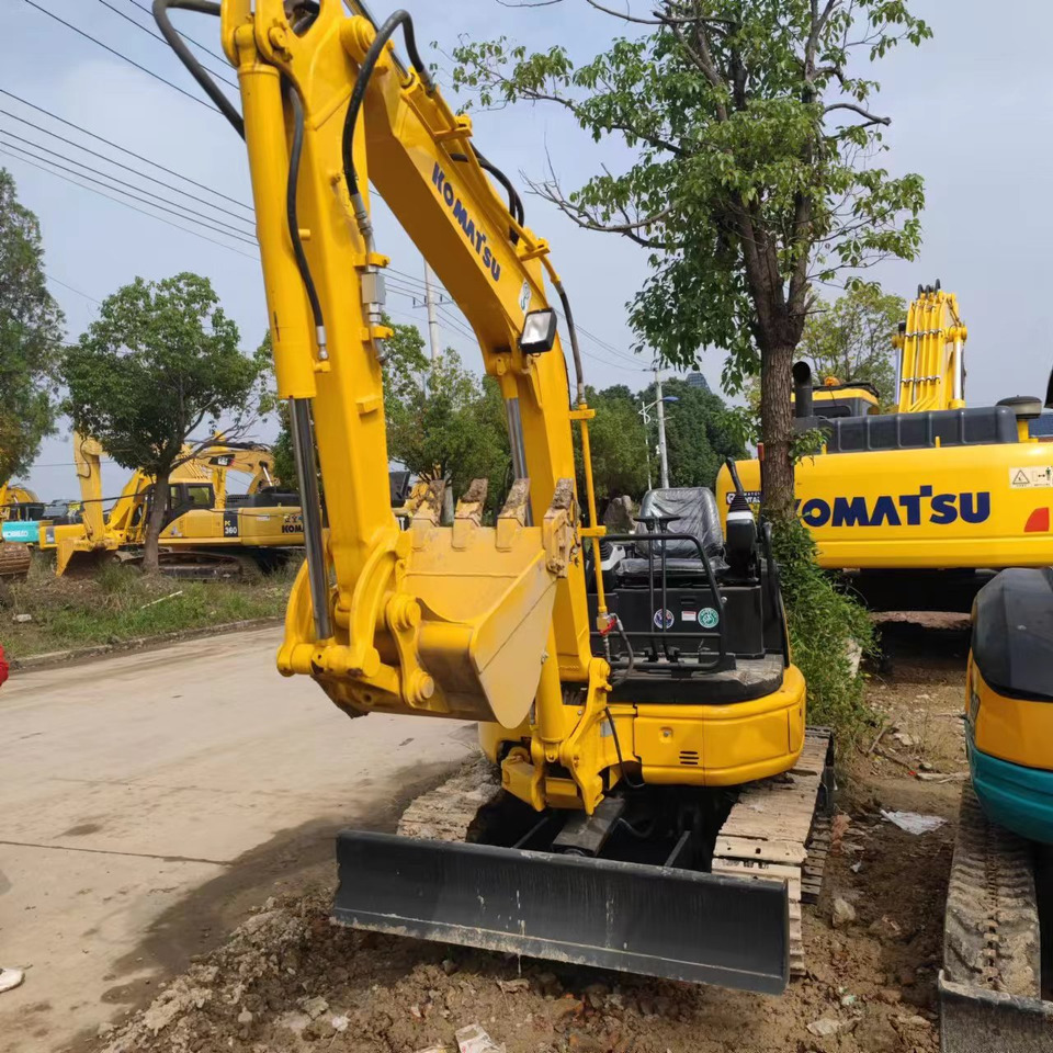 KOMATSU Mini Excavator Pc 35 - 小型挖掘机:图5 KOMATSU Mini Excavator Pc 35 - 小型挖掘机:图5