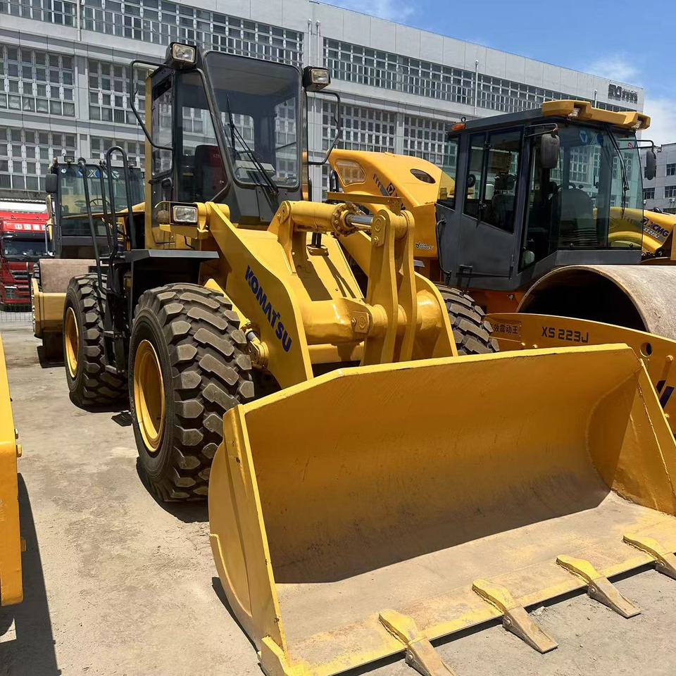 KOMATSU WA320 Wheel Loader Click for Discount - 轮式装载机:图1 KOMATSU WA320 Wheel Loader Click for Discount - 轮式装载机:图1