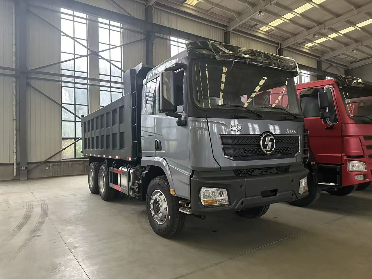 SHACMAN X3000 Dump Truck 6✖4 - 牵引车:图4 SHACMAN X3000 Dump Truck 6✖4 - 牵引车:图4