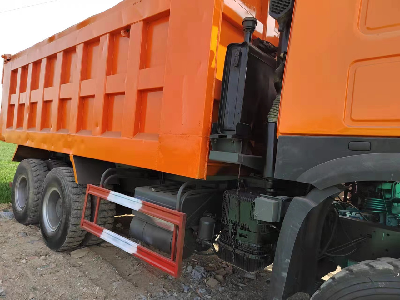 SINOTRUK HOWO 371 6X4 CLICK HERE FOR DISCOUNT - 翻斗车:图5 SINOTRUK HOWO 371 6X4 CLICK HERE FOR DISCOUNT - 翻斗车:图5