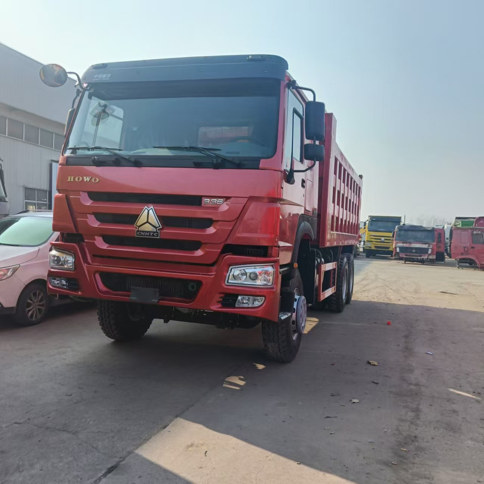 SINOTRUK HOWO 6x4 Dump Truck Click for Discount - 翻斗车:图5 SINOTRUK HOWO 6x4 Dump Truck Click for Discount - 翻斗车:图5