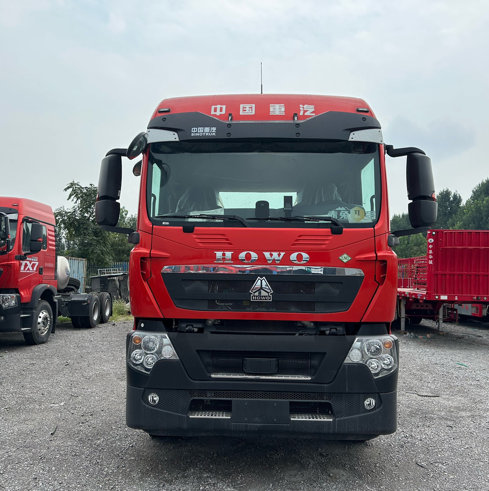 SINOTRUK HOWO TX480HP Tractor Unit Click for Discount - 翻斗车:图1 SINOTRUK HOWO TX480HP Tractor Unit Click for Discount - 翻斗车:图1