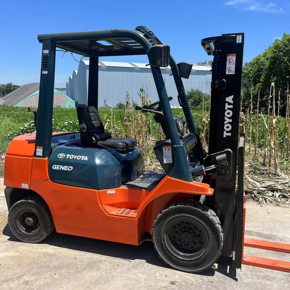 TOYOTA FD35 Forklift 3.5Ton - 柴油叉车:图3 TOYOTA FD35 Forklift 3.5Ton - 柴油叉车:图3