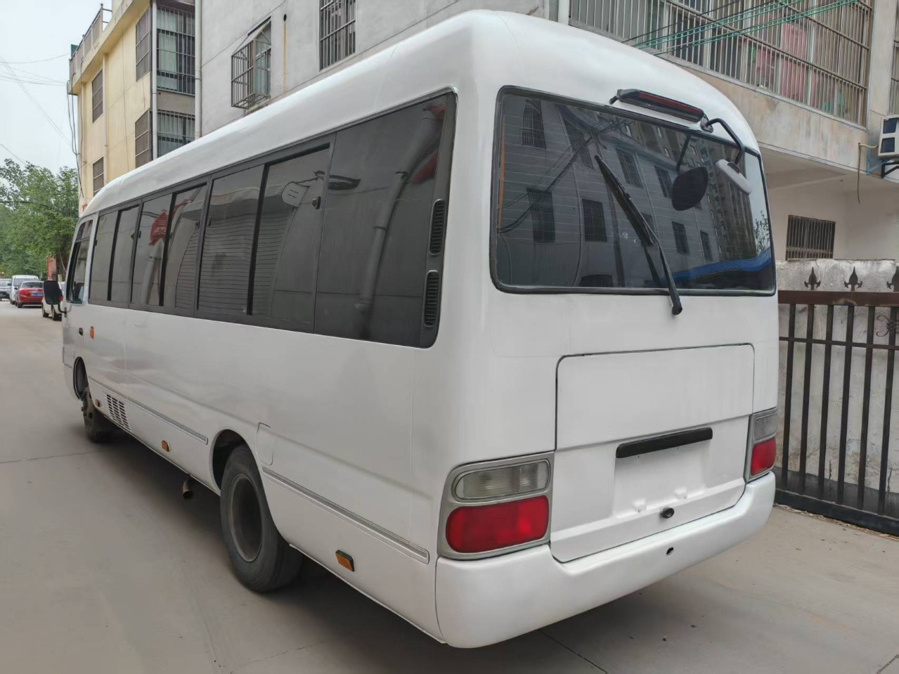 TOYOTA Mini Bus 27 Seats Low Km Click for Discount - 长途客车:图5 TOYOTA Mini Bus 27 Seats Low Km Click for Discount - 长途客车:图5