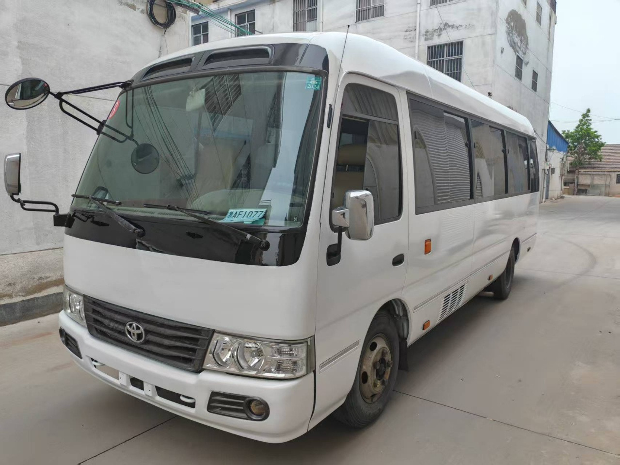 TOYOTA Mini Bus 27 Seats Low Km Click for Discount - 长途客车:图3 TOYOTA Mini Bus 27 Seats Low Km Click for Discount - 长途客车:图3