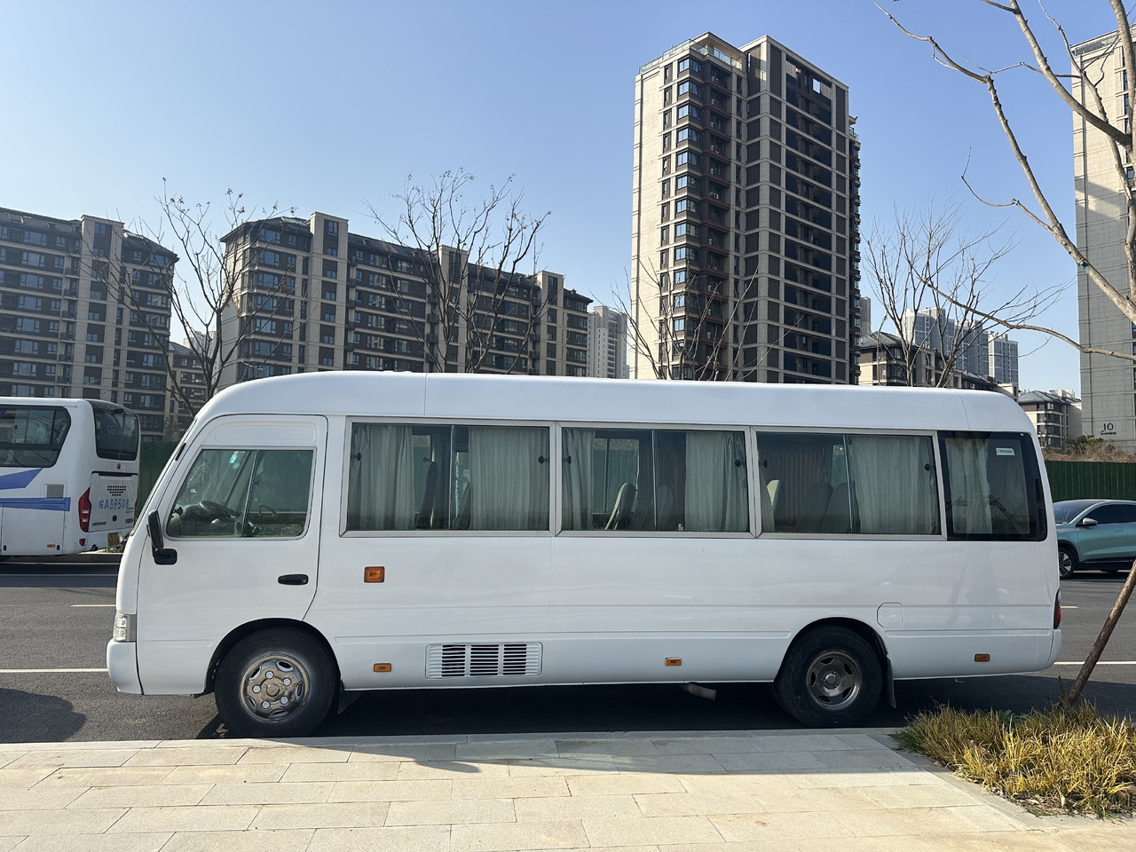 TOYOTA Mini Coach White Low Mileage - 长途客车:图4 TOYOTA Mini Coach White Low Mileage - 长途客车:图4