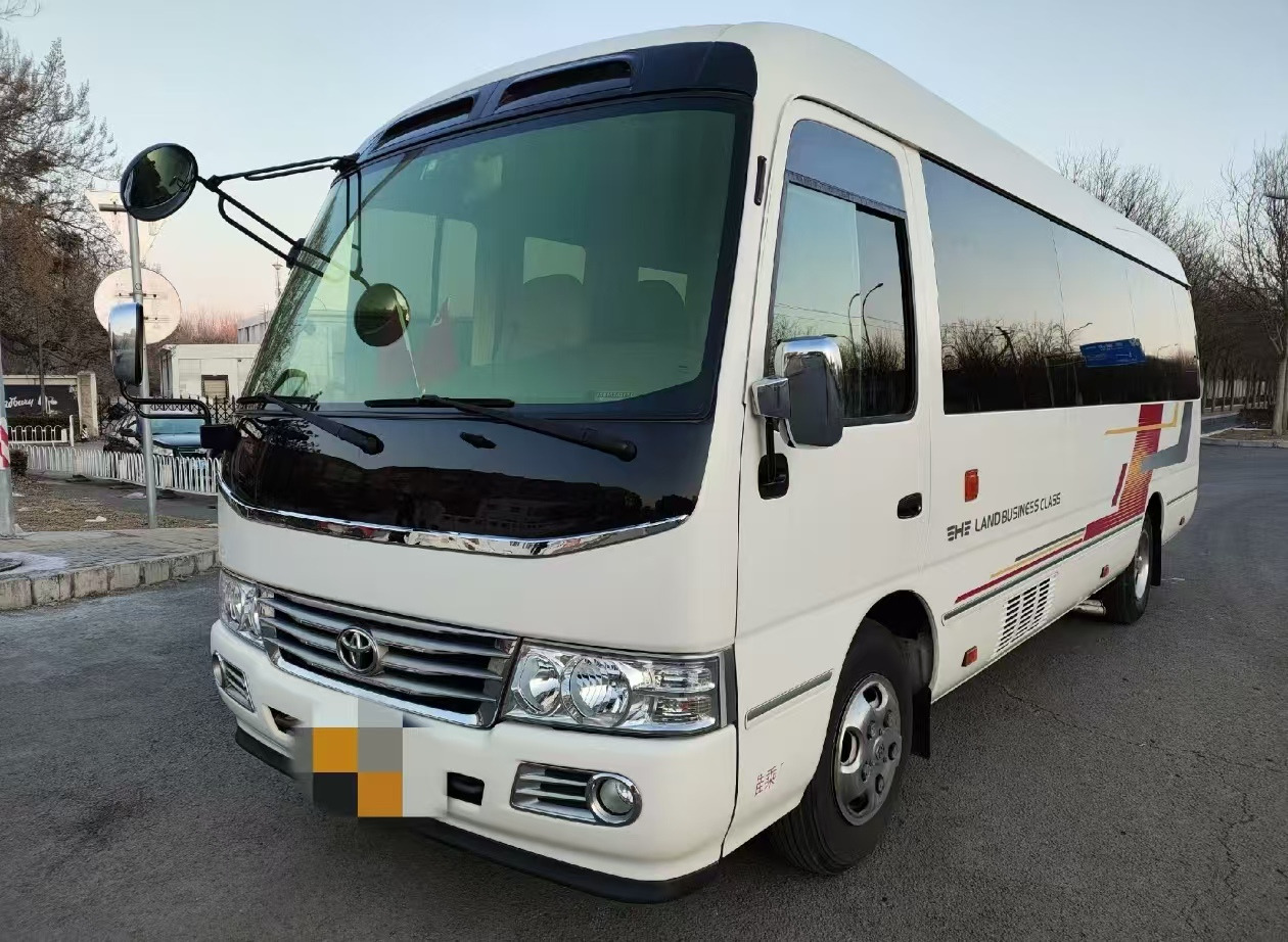 TOYOTA White Mini Bus Click Here for Discount - 长途客车:图1 TOYOTA White Mini Bus Click Here for Discount - 长途客车:图1