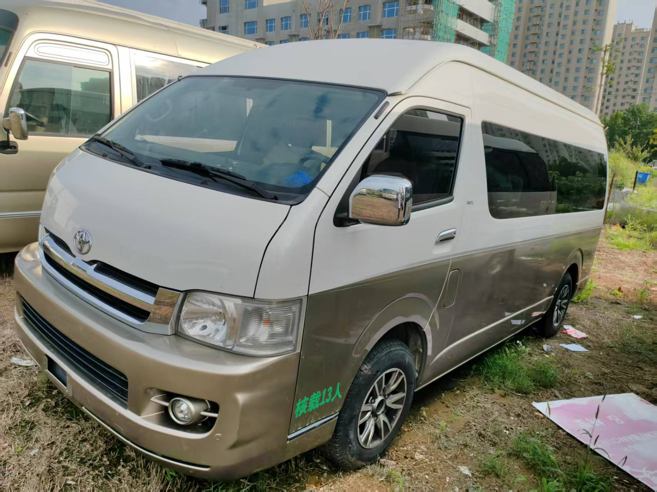 Toyota Hiace Mini Bus Click for Discount - 小型巴士, 小型客车:图1 Toyota Hiace Mini Bus Click for Discount - 小型巴士, 小型客车:图1