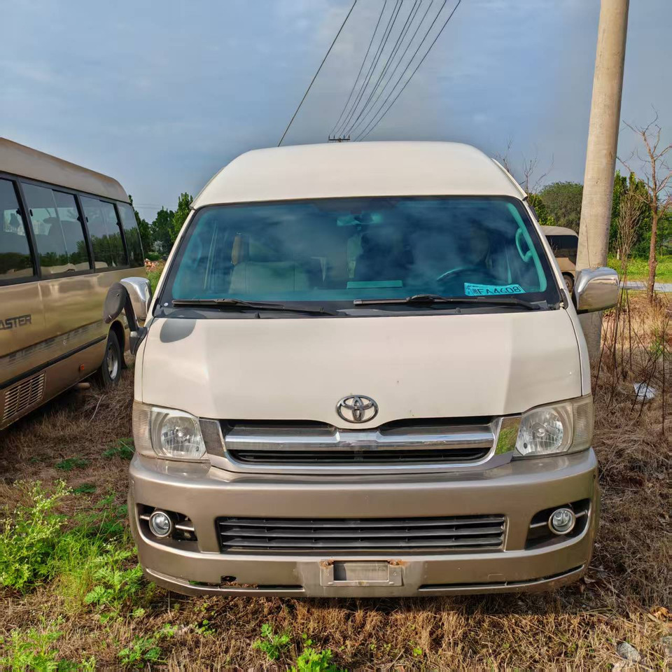 Toyota Hiace Mini Bus Click for Discount - 小型巴士, 小型客车:图2 Toyota Hiace Mini Bus Click for Discount - 小型巴士, 小型客车:图2