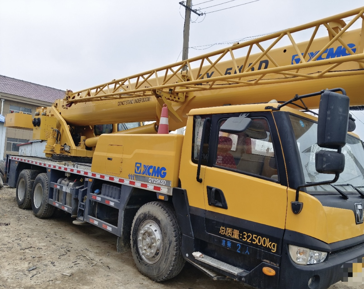 XCMG Crane QY25K 25Ton - 起重机:图1 XCMG Crane QY25K 25Ton - 起重机:图1