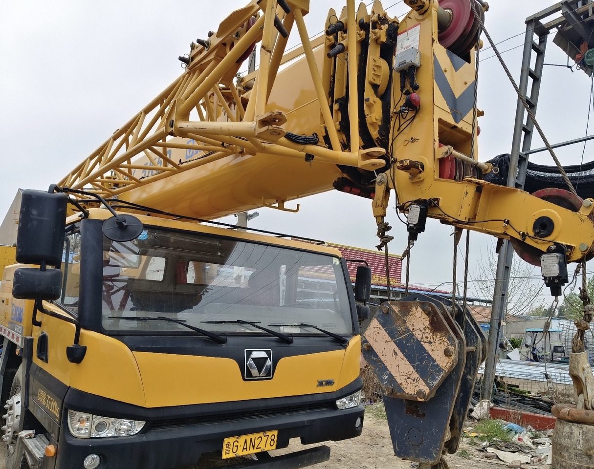 XCMG Crane QY25K 25Ton - 起重机:图3 XCMG Crane QY25K 25Ton - 起重机:图3