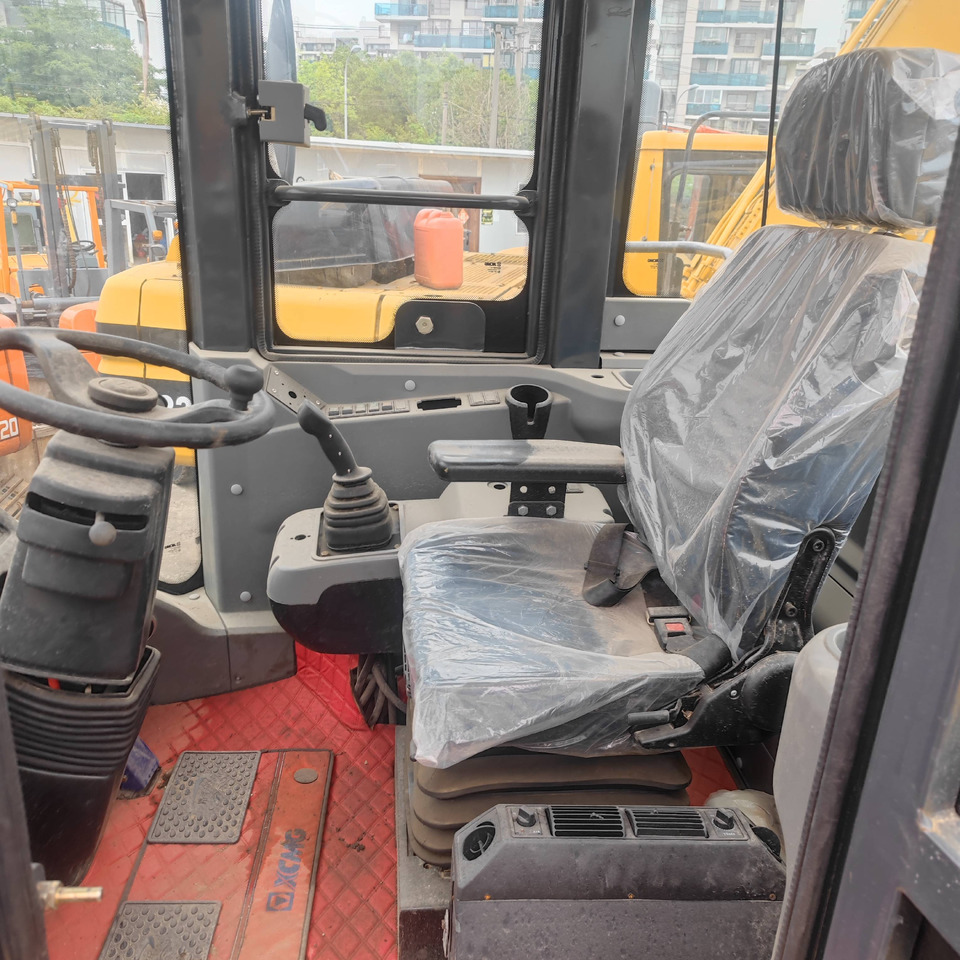 XCMG Wheel Loader ZL50G Click Here for Discount - 轮式装载机:图4 XCMG Wheel Loader ZL50G Click Here for Discount - 轮式装载机:图4