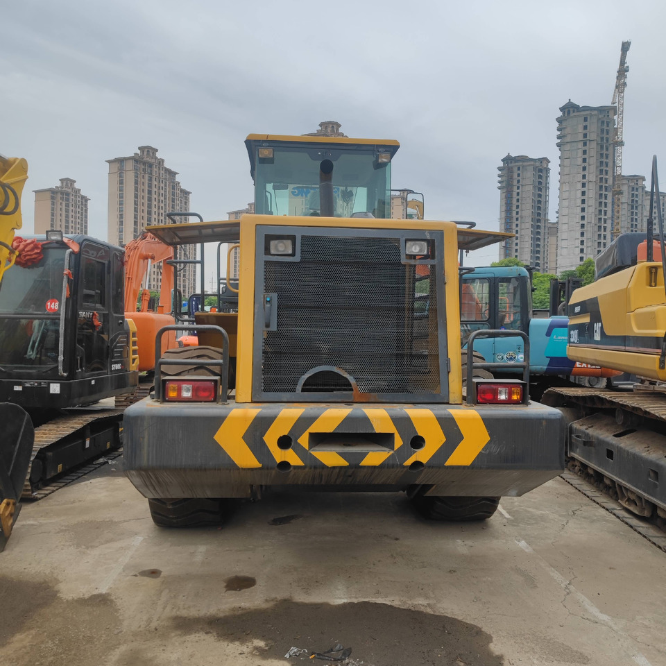 XCMG Wheel Loader ZL50G Click Here for Discount - 轮式装载机:图2 XCMG Wheel Loader ZL50G Click Here for Discount - 轮式装载机:图2