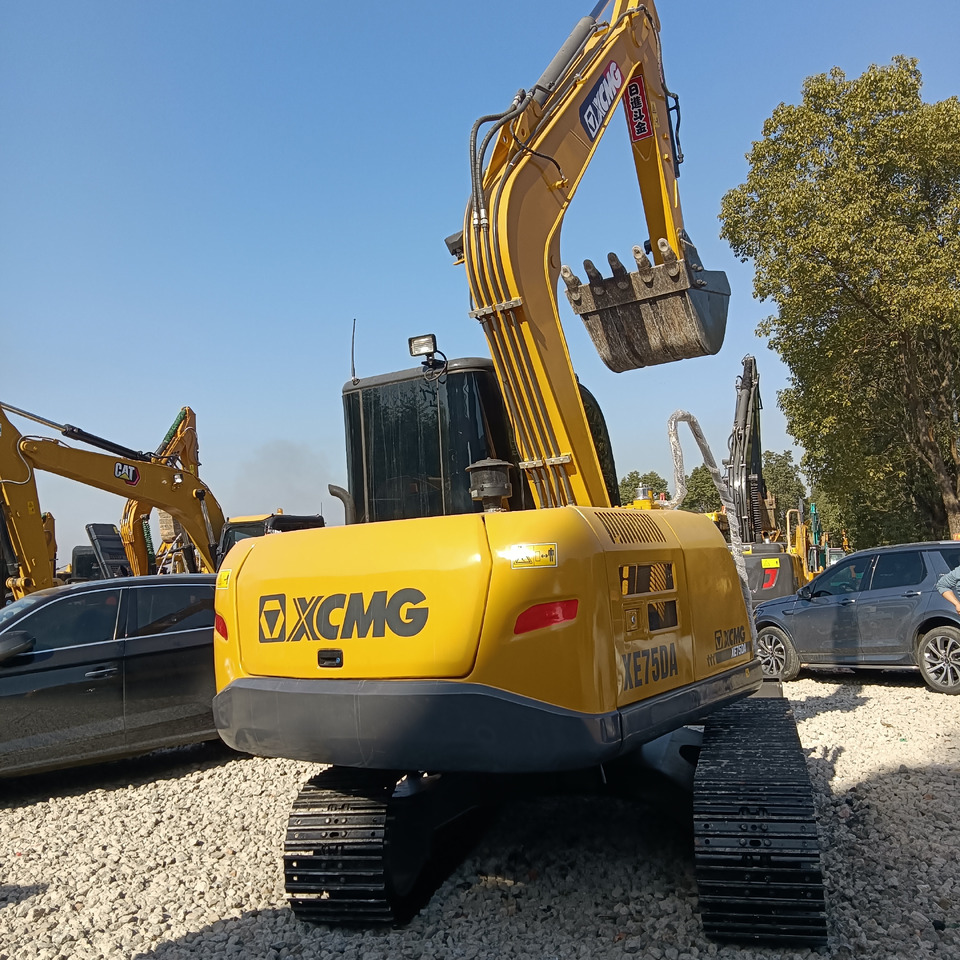 XCMG XE75DA - 履带式挖掘机:图2 XCMG XE75DA - 履带式挖掘机:图2