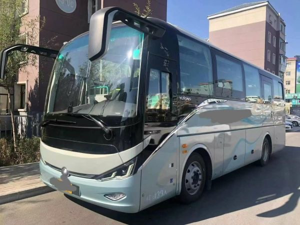 YUTONG 39 Seaters Coach Good condition Low mileage - 长途客车:图2 YUTONG 39 Seaters Coach Good condition Low mileage - 长途客车:图2