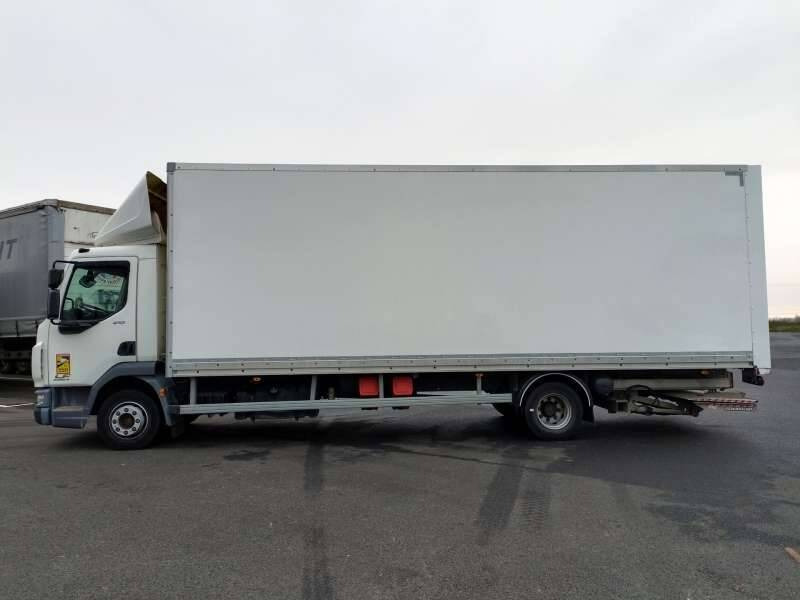 Camion Porteur 12 TONNES 210 CV HAYON PORTE RELEVANTE - 厢式卡车:图4 Camion Porteur 12 TONNES 210 CV HAYON PORTE RELEVANTE - 厢式卡车:图4