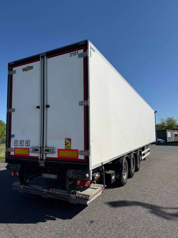 Semi-remorque 3 Essieux FRIGO 38 TONNES HAYON CAISSE CHEREAU GROUPE THERMOKING SLXI SPECTRUM - 冷藏半拖车:图2 Semi-remorque 3 Essieux FRIGO 38 TONNES HAYON CAISSE CHEREAU GROUPE THERMOKING SLXI SPECTRUM - 冷藏半拖车:图2