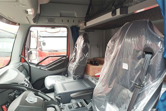 FAW New Faw J6P 420 Trucks for Sale in Cameroon - 牵引车:图4 FAW New Faw J6P 420 Trucks for Sale in Cameroon - 牵引车:图4