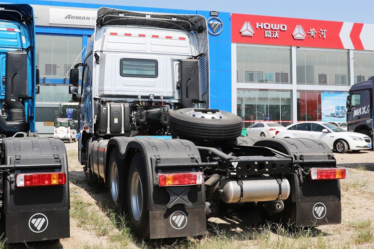 FOTON Foton 6x4 Tractor Head for Sale in Tanzania - 牵引车:图4 FOTON Foton 6x4 Tractor Head for Sale in Tanzania - 牵引车:图4