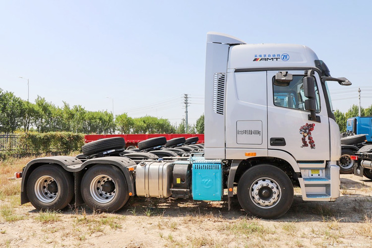 FOTON Foton 6x4 Tractor Head for Sale in Tanzania - 牵引车:图3 FOTON Foton 6x4 Tractor Head for Sale in Tanzania - 牵引车:图3