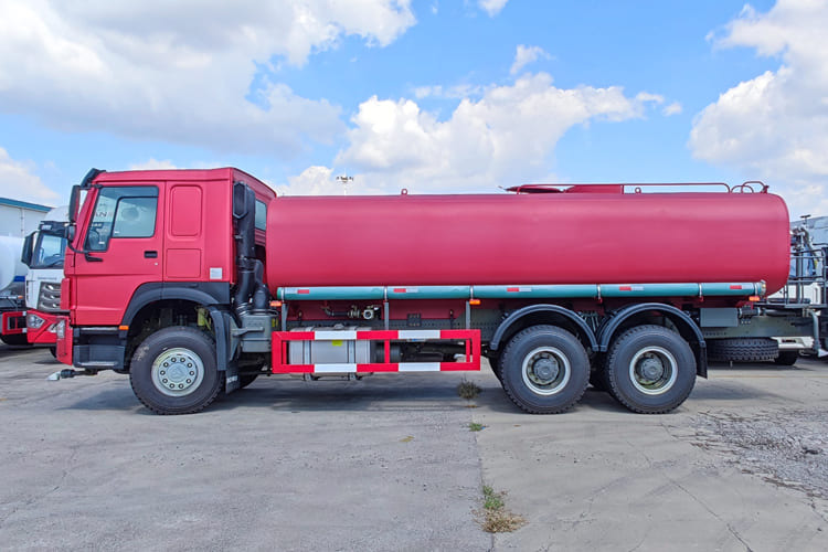Howo Howo Water Truck for Sale in Nigeria - 卡车:图3 Howo Howo Water Truck for Sale in Nigeria - 卡车:图3