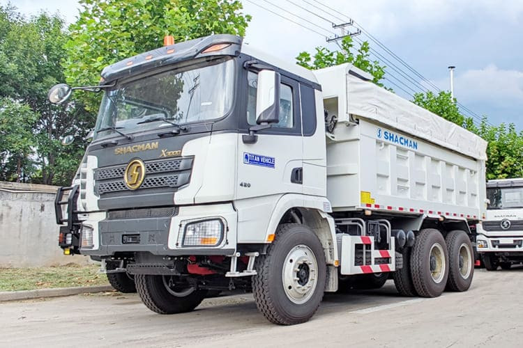 SHACMAN New Shacman Truck for Sale in Congo - 翻斗车:图1 SHACMAN New Shacman Truck for Sale in Congo - 翻斗车:图1