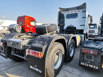 SINOTRUK 6x4 Howo Trucks for Sale in Nigeria - 牵引车:图4 SINOTRUK 6x4 Howo Trucks for Sale in Nigeria - 牵引车:图4