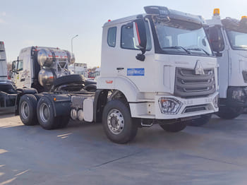 SINOTRUK 6x4 Sino Howo Truck for Sale in Sierra Leone - 牵引车:图3 SINOTRUK 6x4 Sino Howo Truck for Sale in Sierra Leone - 牵引车:图3