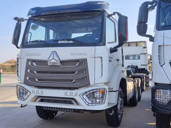 SINOTRUK 6x4 Sino Howo Truck for Sale in Sierra Leone - 牵引车:图1 SINOTRUK 6x4 Sino Howo Truck for Sale in Sierra Leone - 牵引车:图1