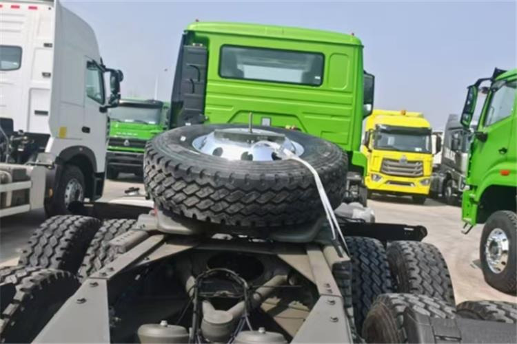 SINOTRUK Hohan Truck Head 6x4 for Sale In Nigeria - 牵引车:图3 SINOTRUK Hohan Truck Head 6x4 for Sale In Nigeria - 牵引车:图3