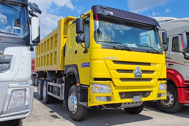 SINOTRUK Howo 400 10 Wheeler Tipper Truck for Sale in Côte d'Ivoire - 翻斗车:图1 SINOTRUK Howo 400 10 Wheeler Tipper Truck for Sale in Côte d'Ivoire - 翻斗车:图1