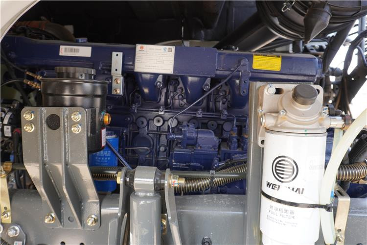 SINOTRUK Howo 430 Truck Head for Sale In Zambia - 牵引车:图3 SINOTRUK Howo 430 Truck Head for Sale In Zambia - 牵引车:图3
