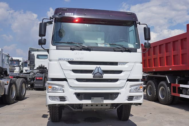 SINOTRUK Howo 6x4 New Tipper Trucks for Sale in Mauritania - 翻斗车:图2 SINOTRUK Howo 6x4 New Tipper Trucks for Sale in Mauritania - 翻斗车:图2