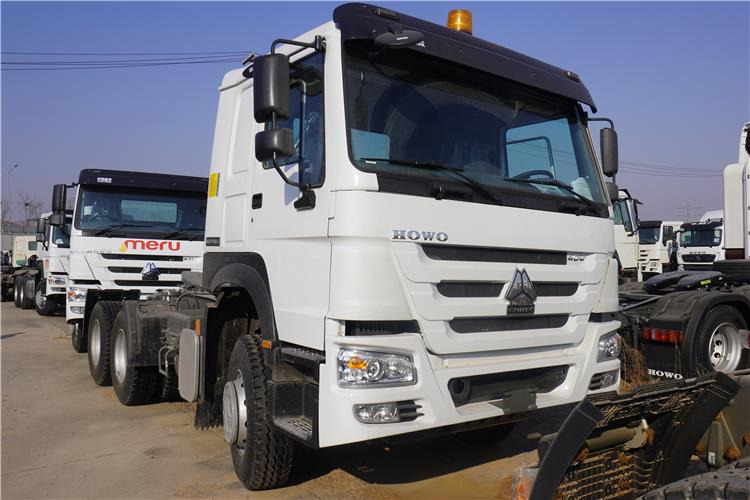 SINOTRUK Howo Truck Head Price 400HP for Sale In Guinea - 牵引车:图1 SINOTRUK Howo Truck Head Price 400HP for Sale In Guinea - 牵引车:图1