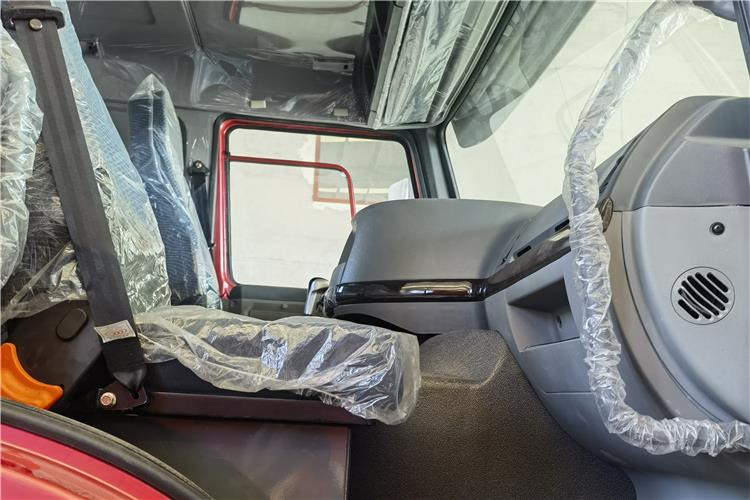 SINOTRUK Second Hand Howo Dump Truck 6x4 Price In Zambia - 翻斗车:图4 SINOTRUK Second Hand Howo Dump Truck 6x4 Price In Zambia - 翻斗车:图4