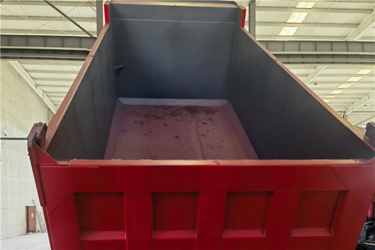 SINOTRUK Second Hand Howo Dump Truck 6x4 Price In Zambia - 翻斗车:图5 SINOTRUK Second Hand Howo Dump Truck 6x4 Price In Zambia - 翻斗车:图5