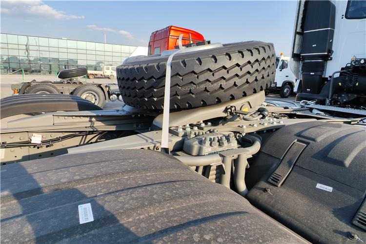 SINOTRUK Sitrak T7H 430HP Truck Head Price for Sale In Zimbabwe Harare - 牵引车:图4 SINOTRUK Sitrak T7H 430HP Truck Head Price for Sale In Zimbabwe Harare - 牵引车:图4